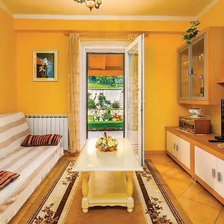Stunning In With Kitchen Casa de Férias Šumber